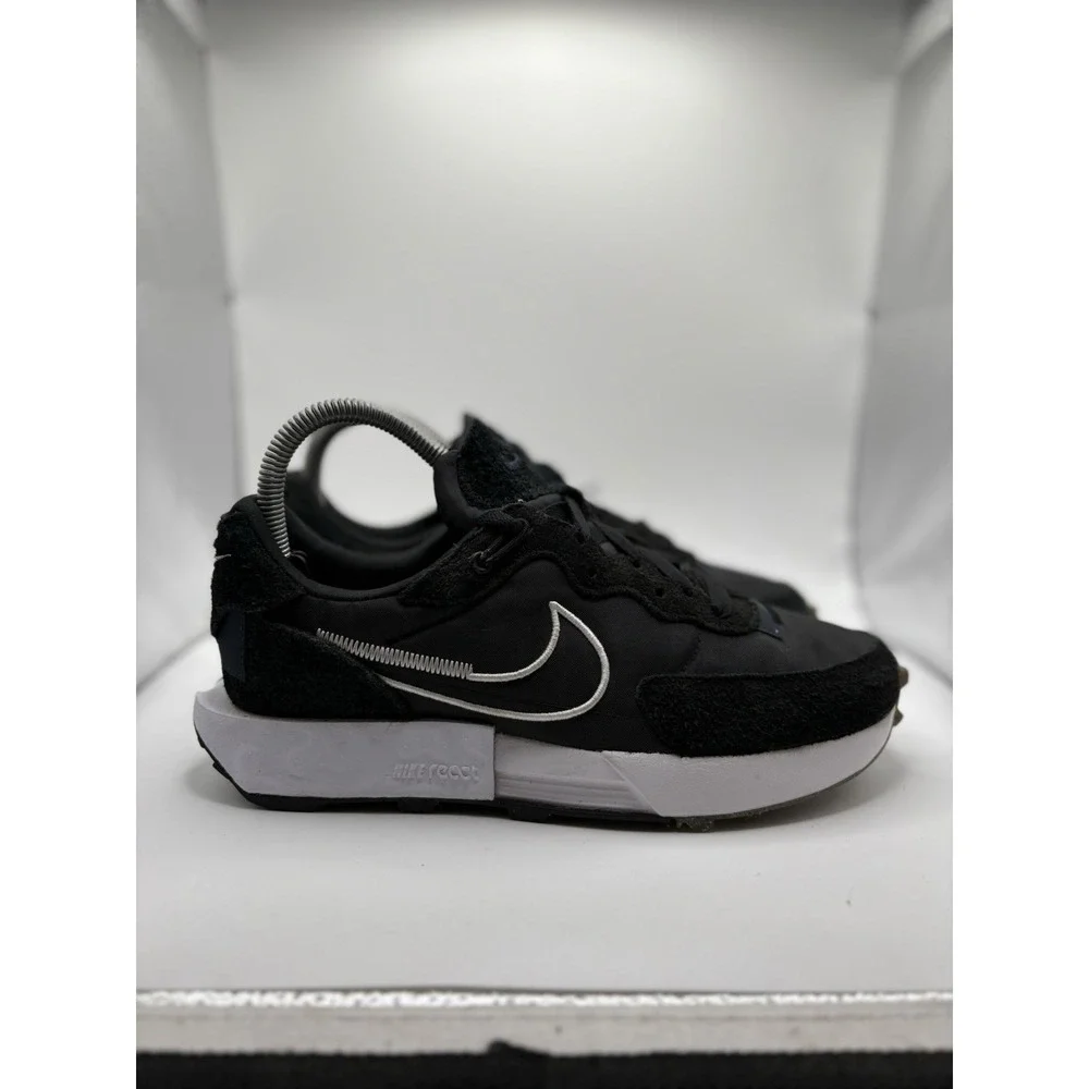 Nike  Fontanka Waffle 'Black‎ White' DC3579-005 Women's Shoes Size 7